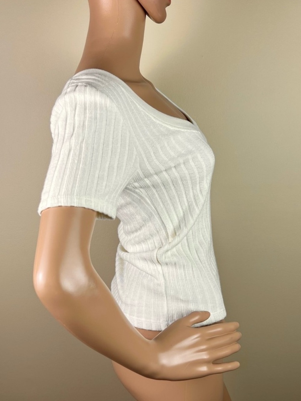 ZARA IVORY SHORT SLEEVE KNIT TOP - Picture 4 of 5